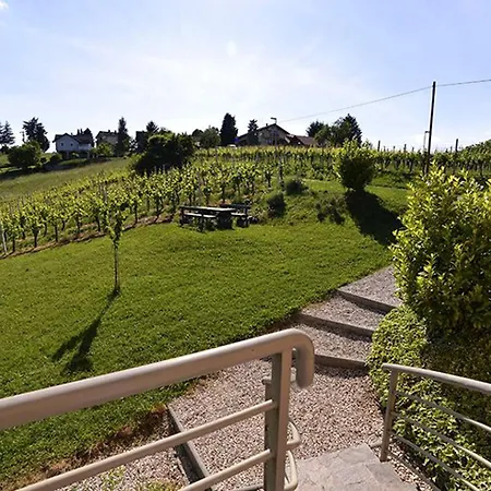 Ferienhaus Rustic Cottage Rental In The Countryside For A Holiday In Slovenia